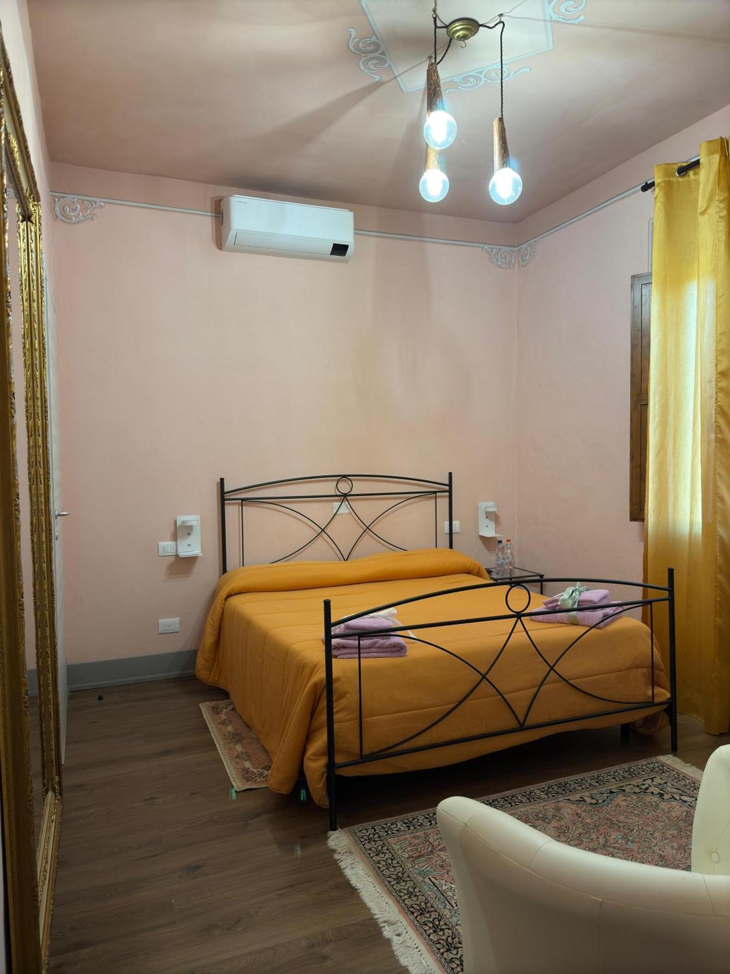 Luce Di Vino Villa Montalcino Room photo